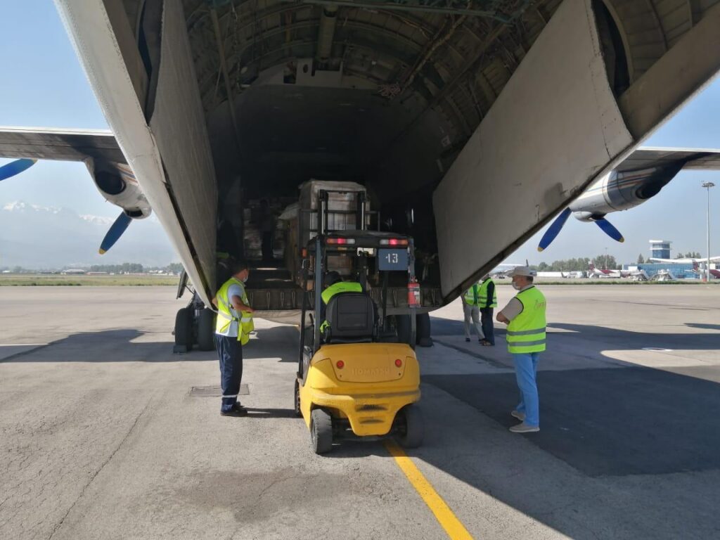 Air freight from China warehouse to international destination